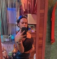 Dominatrix Lee - Transsexual dominatrix in Gurgaon