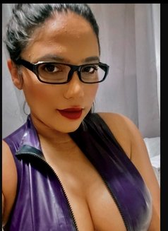 DOMINATRIX MEDUZA - Dominadora in London Photo 24 of 30