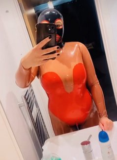 DOMINATRIX MEDUZA - Dominadora in London Photo 27 of 30