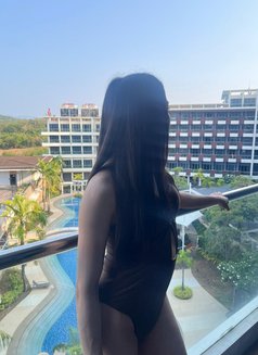 Dominatrix Vixy—Summon Me in Bali - Transsexual dominatrix in Bali Photo 8 of 8