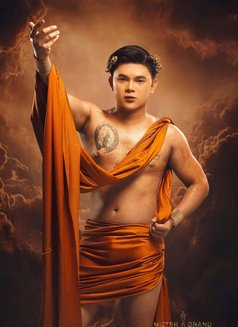 Dominic Big - Male escort in Riyadh Photo 15 of 17