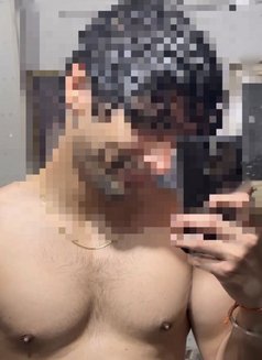 Dominic Het - Male adult performer in Ahmedabad Photo 1 of 1