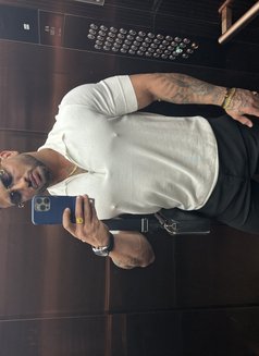 Dominic Lux - Male escort in Dubai Photo 27 of 28