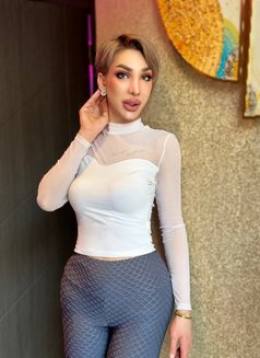 DOMINIC SANTOS - Acompañantes transexual in Dubai Photo 7 of 12