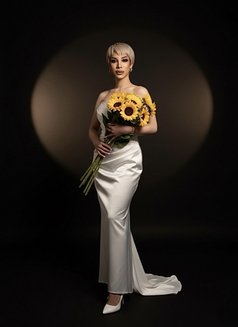 DOMINIC SANTOS - Acompañantes transexual in Dubai Photo 20 of 23