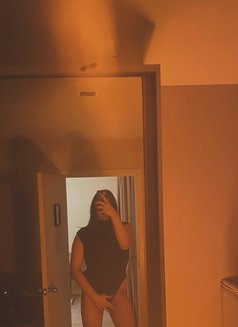 Dommina - Transsexual escort in Bangkok Photo 3 of 3