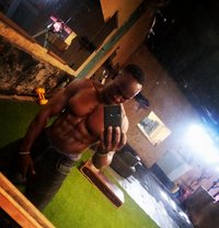 Don Andrew - masseur in Nairobi