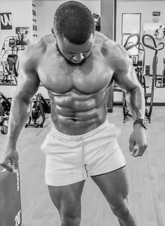 Don Andrew - Masajista in Nairobi Photo 4 of 4