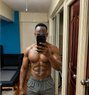 Don Andrew - masseur in Nairobi Photo 2 of 3