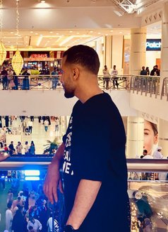 Don - Acompañantes masculino in Al Ain Photo 1 of 1