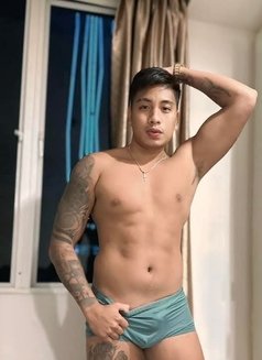 Boy on Fire - Male escort in Kuala Lumpur Photo 1 of 9