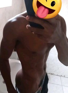 Don Ray - Acompañantes masculino in Nairobi Photo 1 of 1