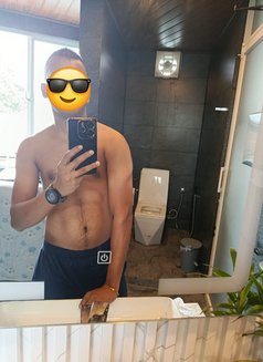Don Sam - Male escort in Colombo Photo 6 of 6