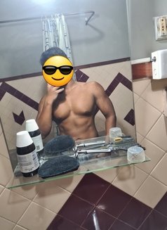 Don - Male escort in Colombo Photo 1 of 3