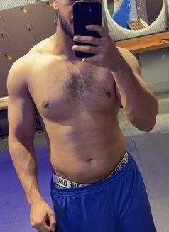 Don’t Want Your Money Women Only - Male escort in Dubai Photo 1 of 6