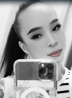 Dona - Acompañantes transexual in Bangkok Photo 1 of 3