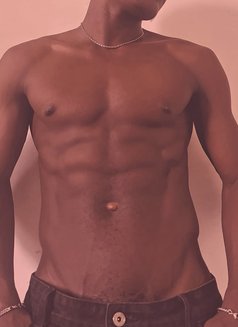 Donatello - Acompañantes masculino in Riyadh Photo 4 of 7