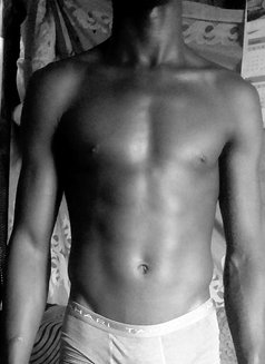 Donatelo - Male escort in Nairobi Photo 1 of 1