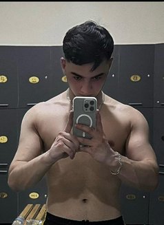 Donik 20 sm - Acompañantes masculino in İstanbul Photo 9 of 10