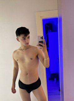 Donik Istanbul - Transsexual escort in İstanbul Photo 2 of 7