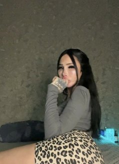 Donika - Transsexual escort in Doha Photo 2 of 7