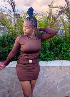 Donna - masseuse in Kilimani Photo 4 of 4