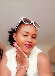 Donna - masseuse in Kilimani Photo 2 of 7