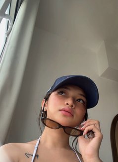 DONNA meet,content,camshow - escort in Manila Photo 19 of 20