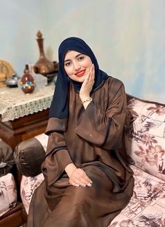 Mariam - escort in Cairo Photo 2 of 4