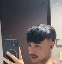 Donny - Male escort in Davao