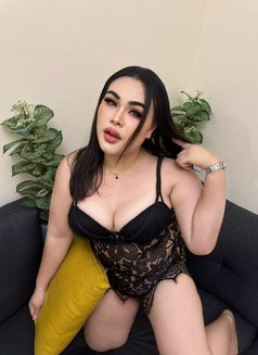 Donuts - escort in Jeddah Photo 1 of 5