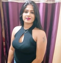 Genuine escorts - Meet girl then pay her - puta in Pune Photo 6 of 11