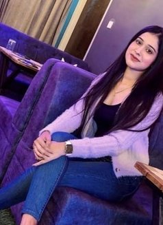 9711,665146,kajal Independent girl mode - escort in Gurgaon Photo 2 of 8