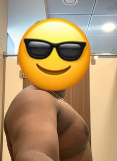 Doorstep Massage and Spa in Kochi - Acompañantes masculino in Kochi Photo 5 of 7