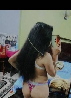 Dora - puta in Cairo Photo 2 of 7