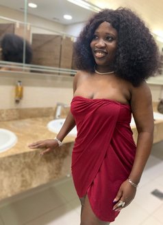 Dora Sexy - puta in Abu Dhabi Photo 4 of 4