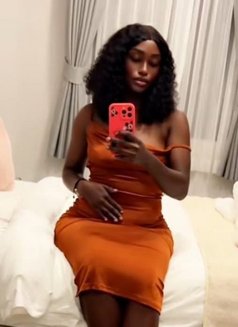 Dora - puta in Bangkok Photo 2 of 3