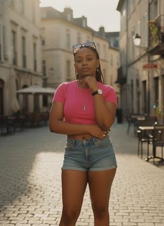 Dorahsmith121 - escort in Accra Photo 2 of 2