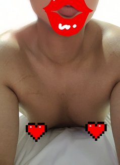 Dori - Male companion in Pattaya Photo 3 of 3