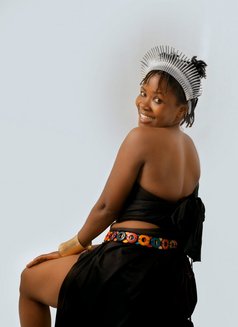 Doris - escort in Nairobi Photo 3 of 4