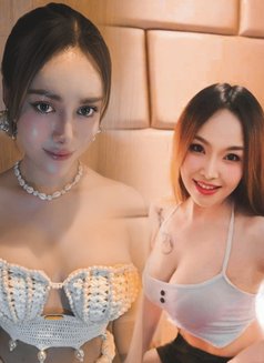 Double Swing (Ladyboy & Lady - Acompañantes transexual in Bangkok Photo 7 of 7