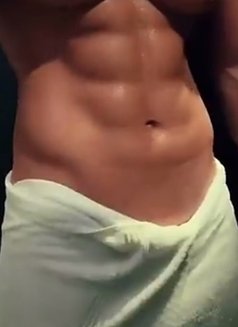 Douglas Dark Guy - Male escort in Cairo Photo 4 of 4