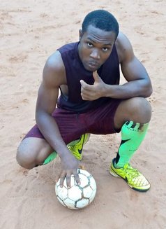 Dova - Male escort in Delft Photo 1 of 1