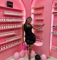 Doxie - escort in Singapore