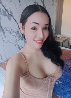 Dr. Aura Kasia Massage - masseuse in Bangkok Photo 4 of 6