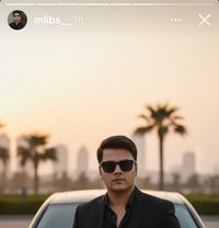 Dr. Hunts - Male escort in New Delhi