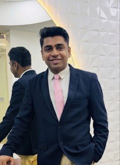 Dr Sex - Male escort in Bangalore Photo 1 of 3