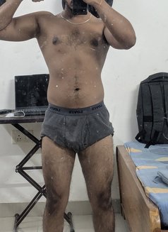 Draco - Male escort in Gurgaon Photo 2 of 3