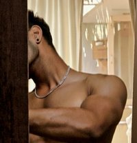 Draco - Acompañantes masculino in Candolim, Goa