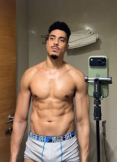 DracoXxL - Acompañantes masculino in Bangkok Photo 7 of 7